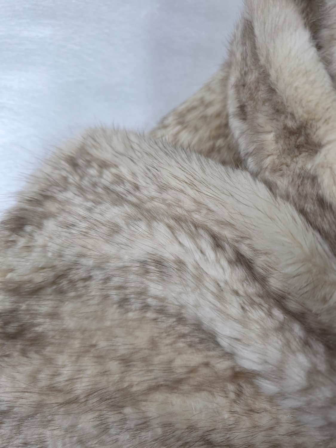 니팅밍크 털 목도리 베이지색 상품이미지2