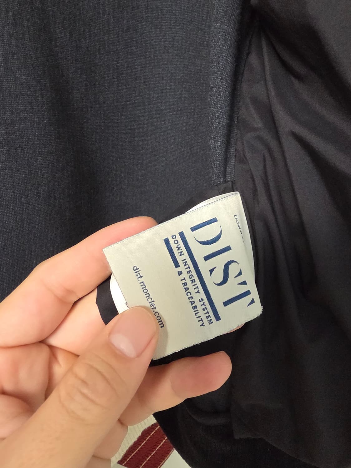 몽클레어 벨벳 니트 패딩 집업 8G00027  상품이미지8