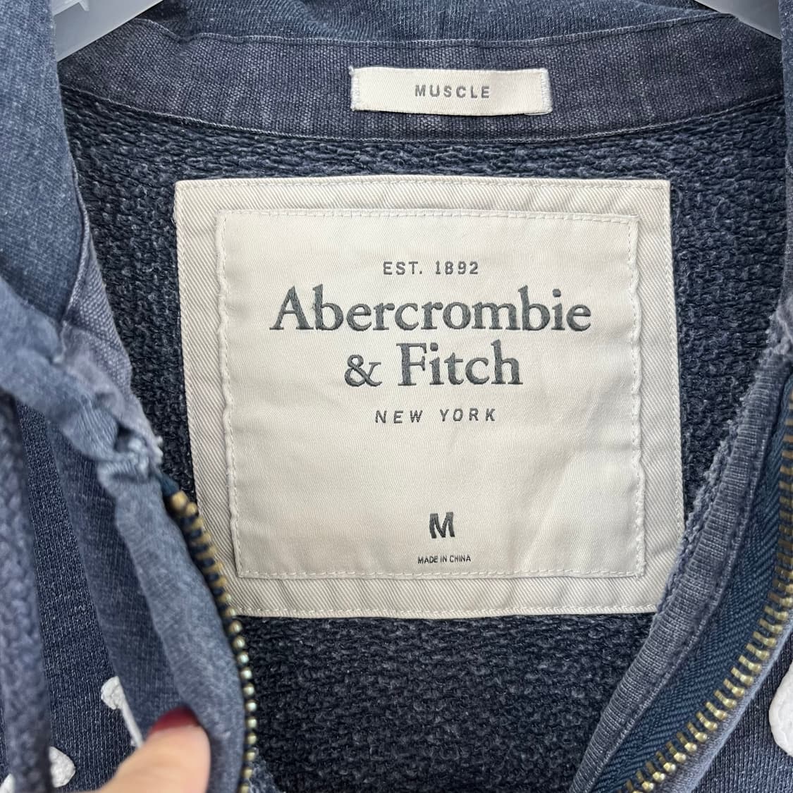 아베크롬비 자수로고 미드나잇 블루 후드집업 상품이미지5