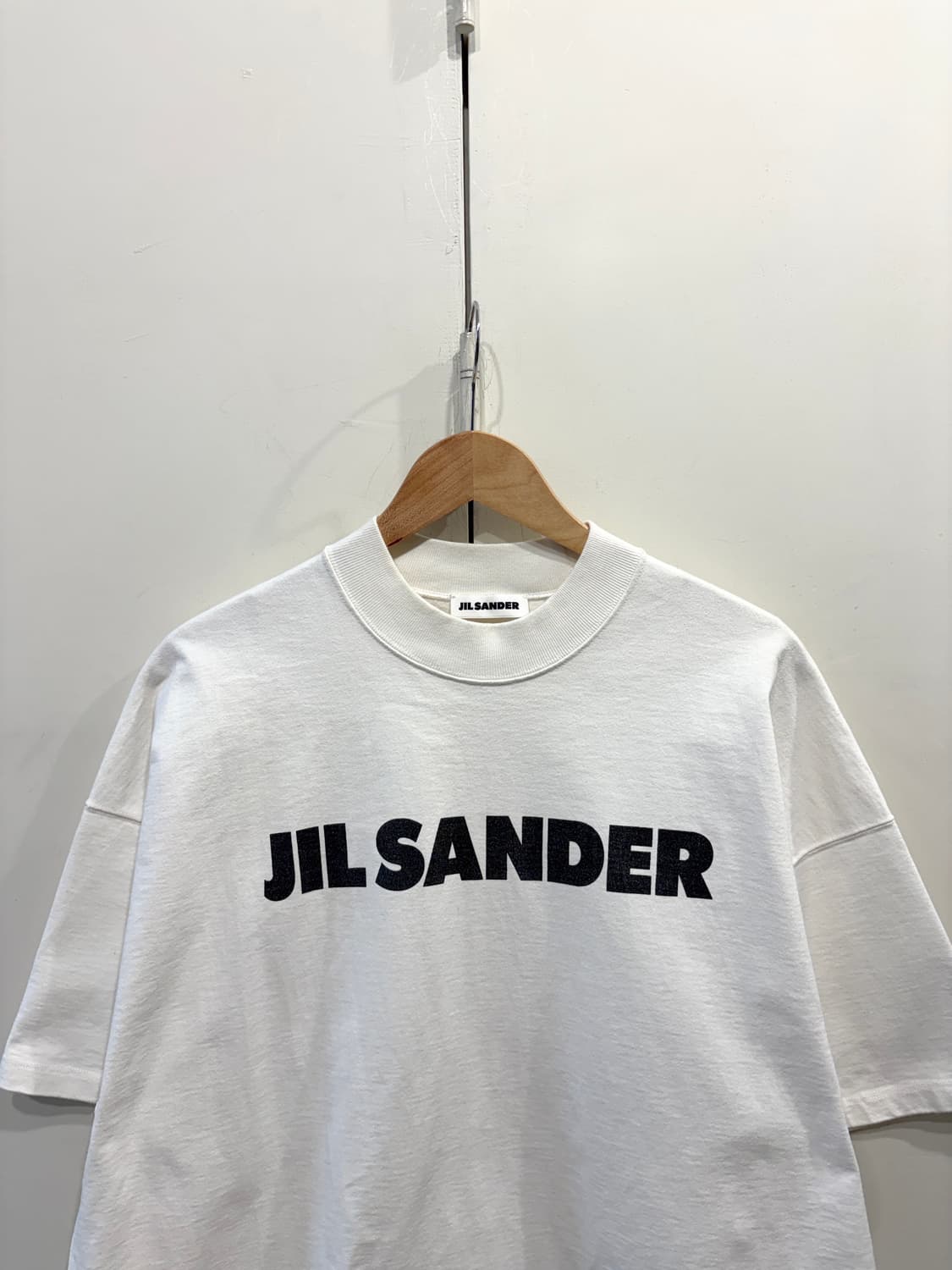 질샌더 로고 프린팅 코튼 반팔 티셔츠 상품이미지2