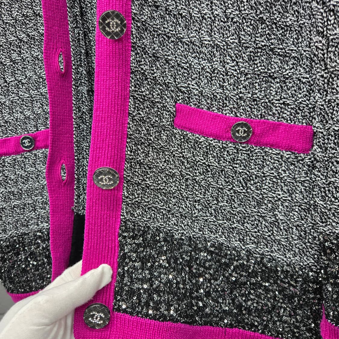 백화점판 / 샤넬 CC 메탈릭 캐시미어 가디건 40 상품이미지3