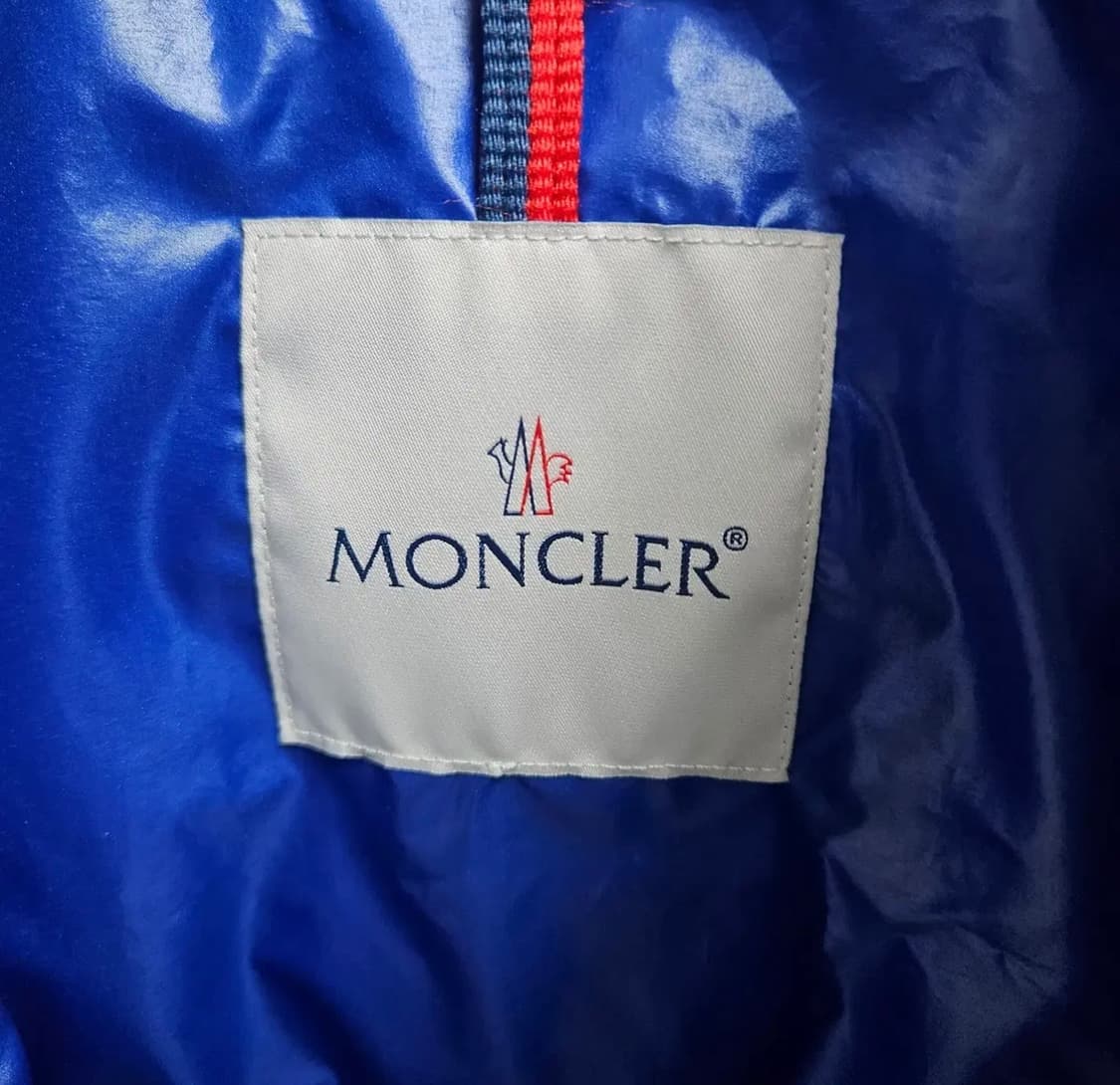 몽클레어 아키오 패딩 블루 상품이미지6