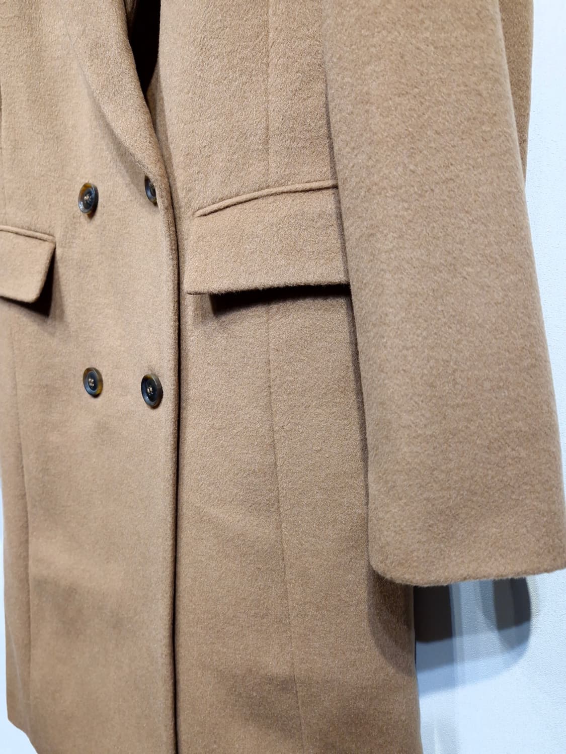 존스뉴욕 23F/W 울 캐시미어 혼방 기본핏 코트 카멜베이지(55) 상품이미지5