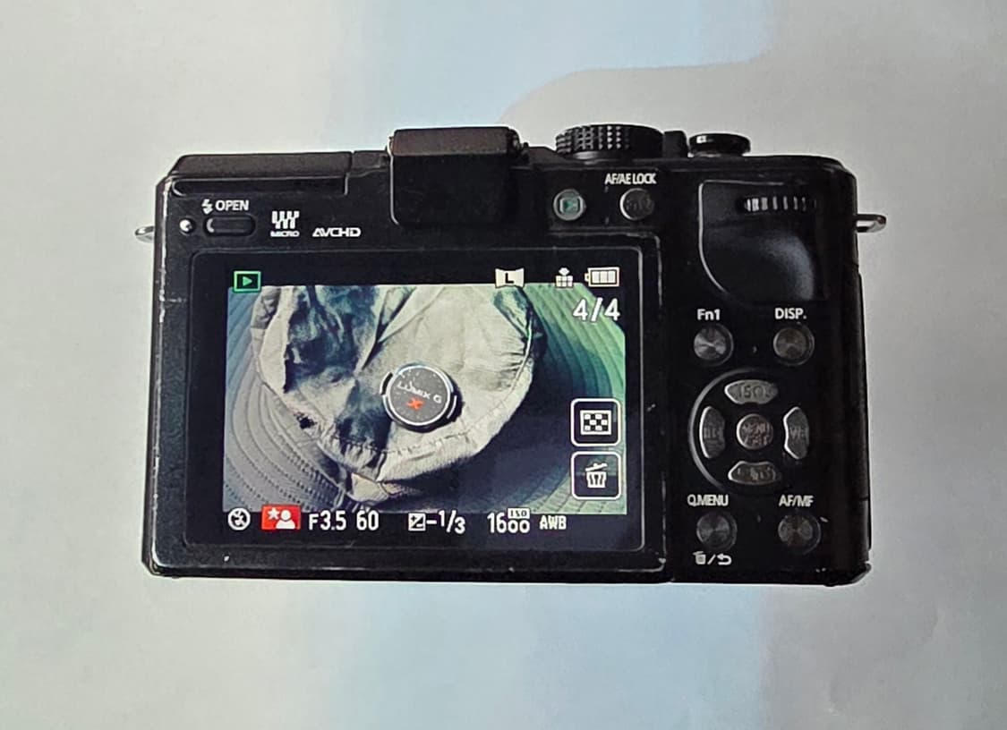 파나소닉 루믹스 GX1 카메라 14-42mm 전동줌렌즈 포함 팝니다. 상품이미지3