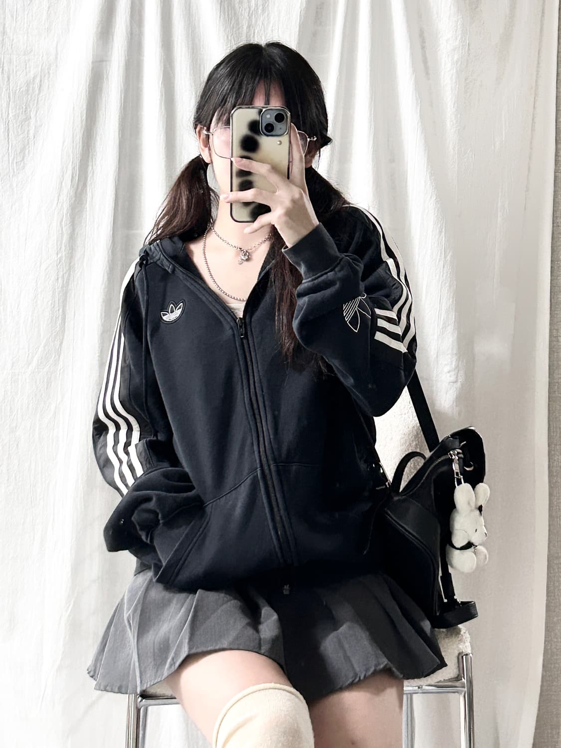 아디다스 자수로고 블랙 삼선 후드집업 상품이미지3