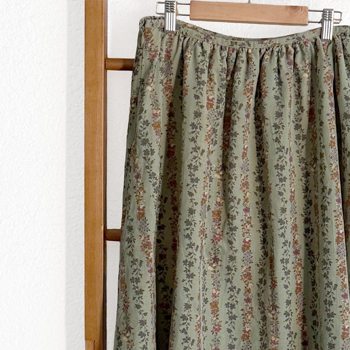 사토가든 들꽃 미디 스커트 상품이미지6