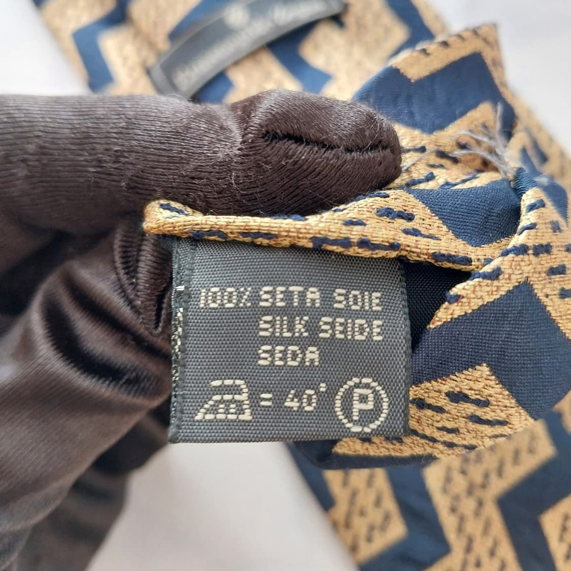 제냐 실크 골드 지그재그 패턴 넥타이 9.6cm A+등급 A1474
 상품이미지9