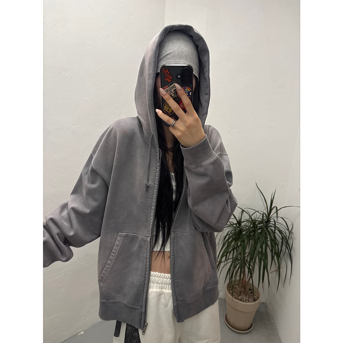 빔즈 BEAMS Wide Short Fit Faded hoodie 상품이미지1