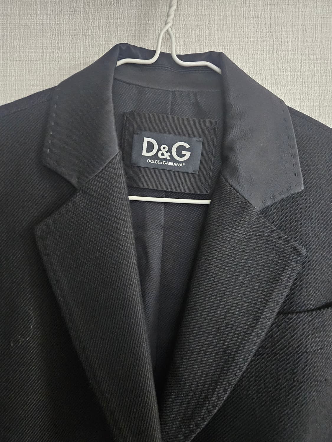 D&G(Dolce & Gabbana) 클래식 블랙 코트 상품이미지3