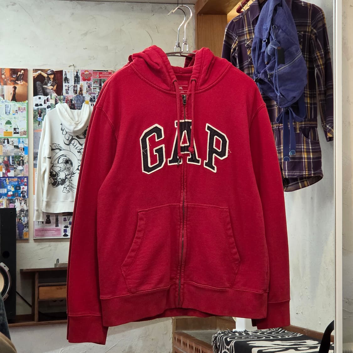 GAP 레드 빅로고 자수 후드집업 상품이미지1