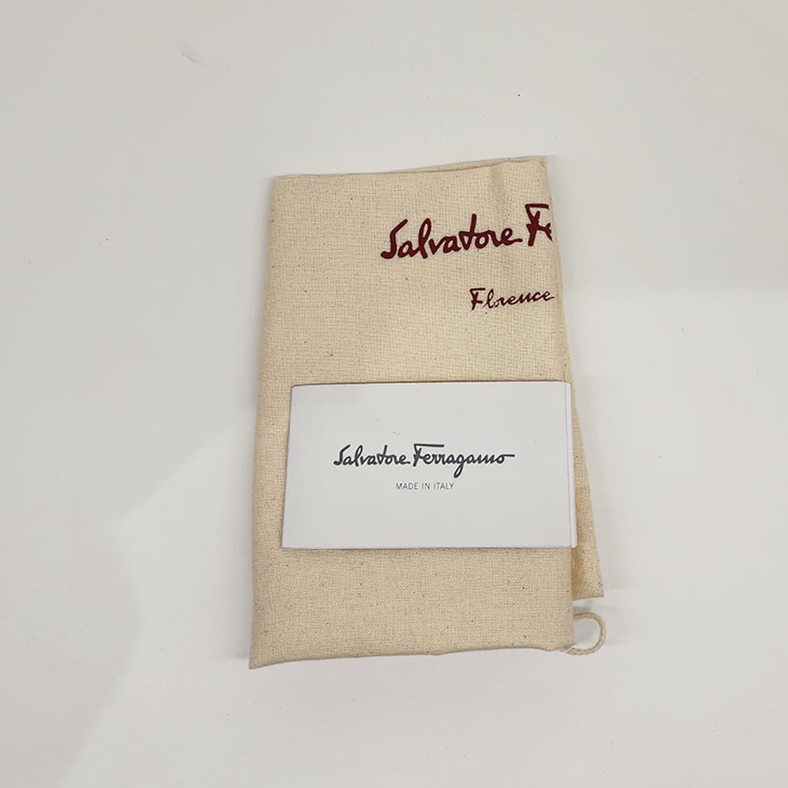 페라가모 간치니 체인 플랩백 금장 네이비 상품이미지8