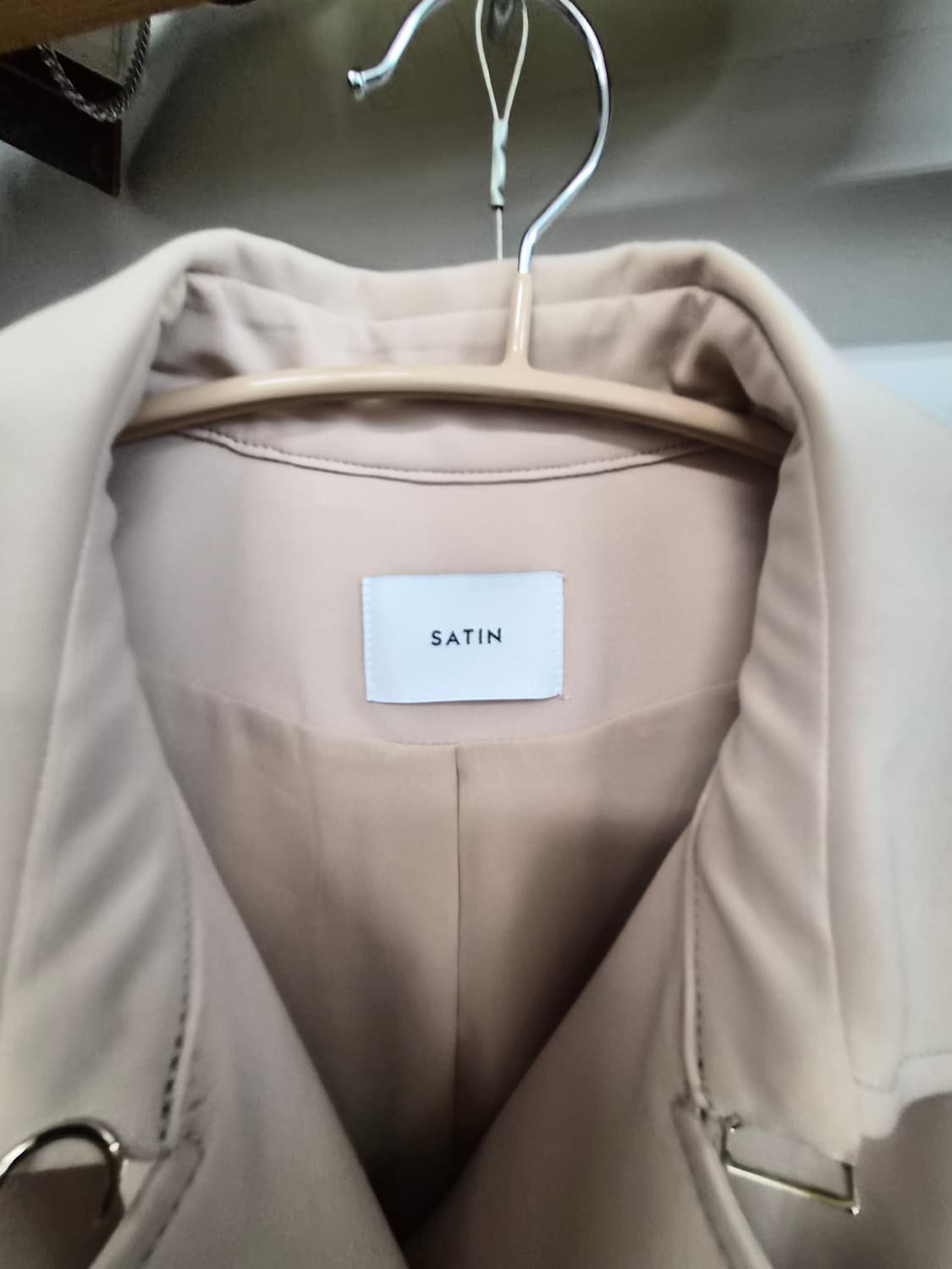 샤틴 원피스라인 트렌치코트 상품이미지3