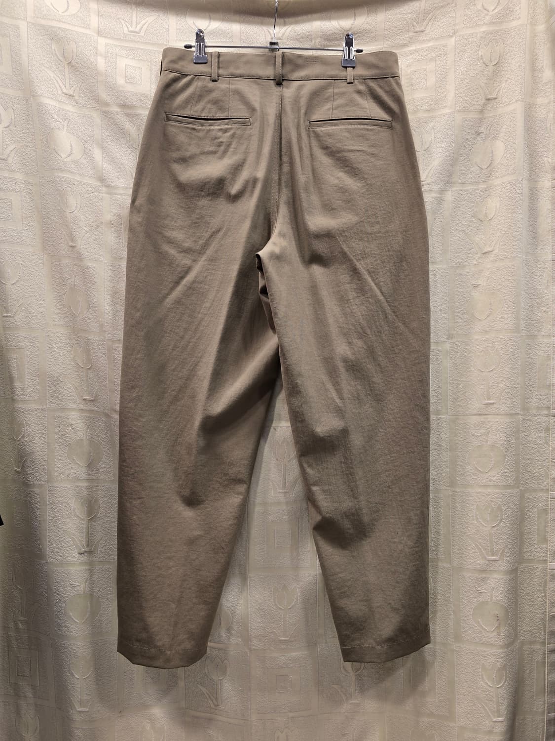 거의새거) 유니클로 U 남성 와이드 피트 테이퍼드 팬츠 29~30 상품이미지5