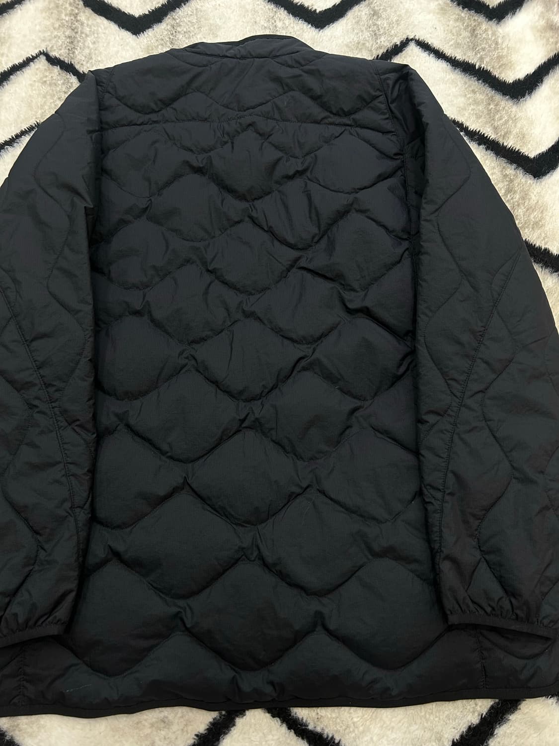 [XL]유니클로x화이트마운티어링 빅사이즈 경랑 자켓/블랙 상품이미지4