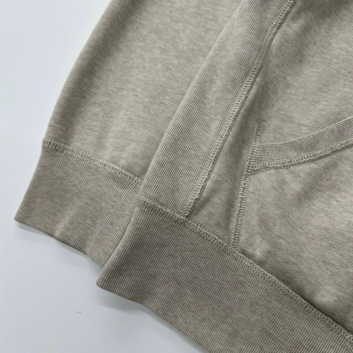 Polo 폴로랄프로렌 QR라벨 오트밀 베이지 후드 집업 상품이미지4