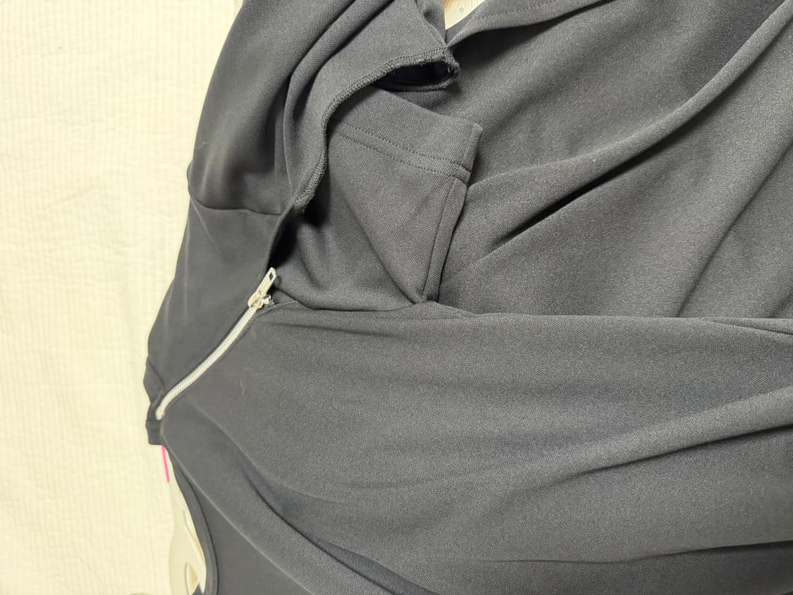 꼼데가르송 옴므플러스 지퍼 포인트 티 M 상품이미지3