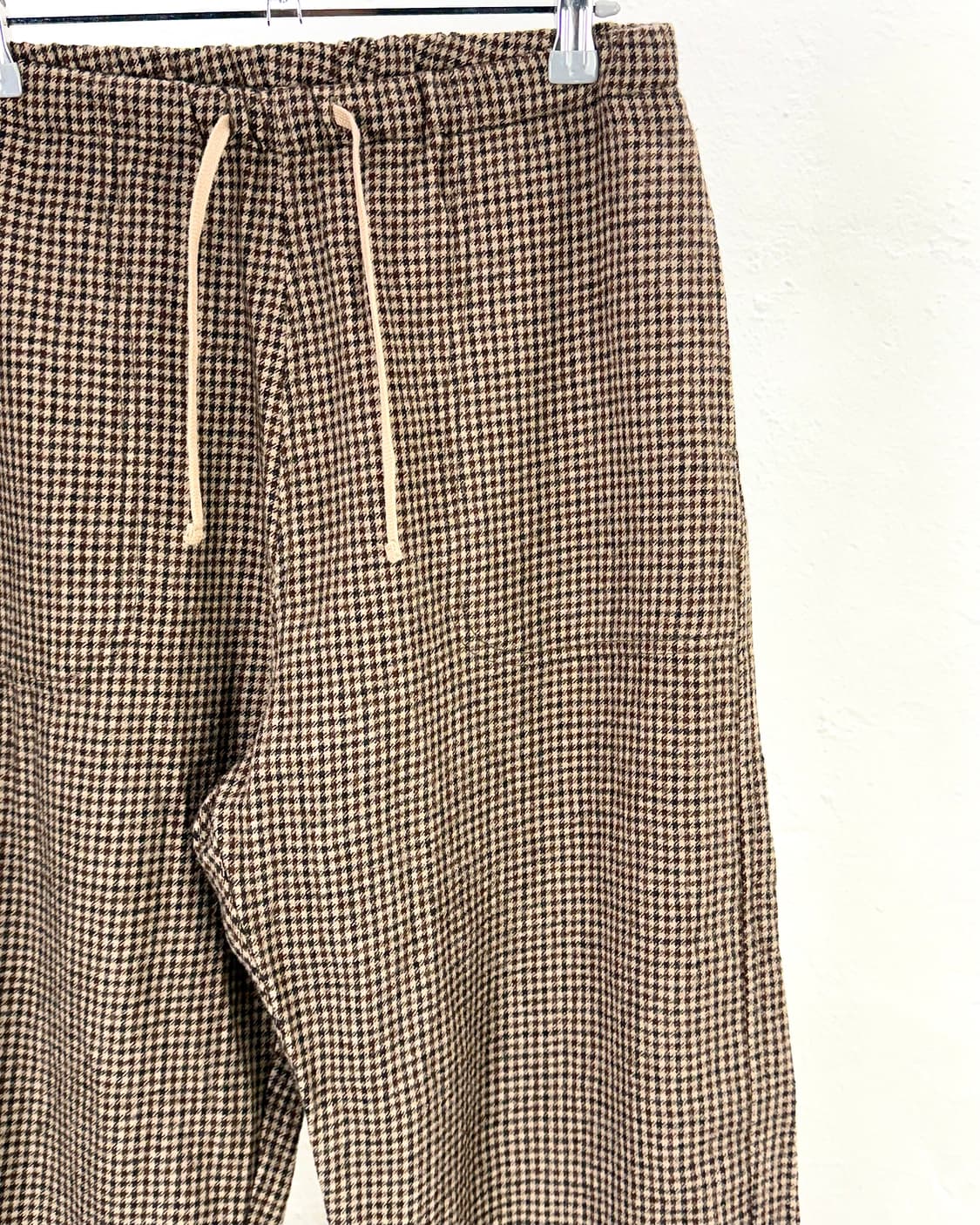 단톤 하운드투스 트위드 테이퍼드 드로즈 코튼 팬츠 상품이미지3