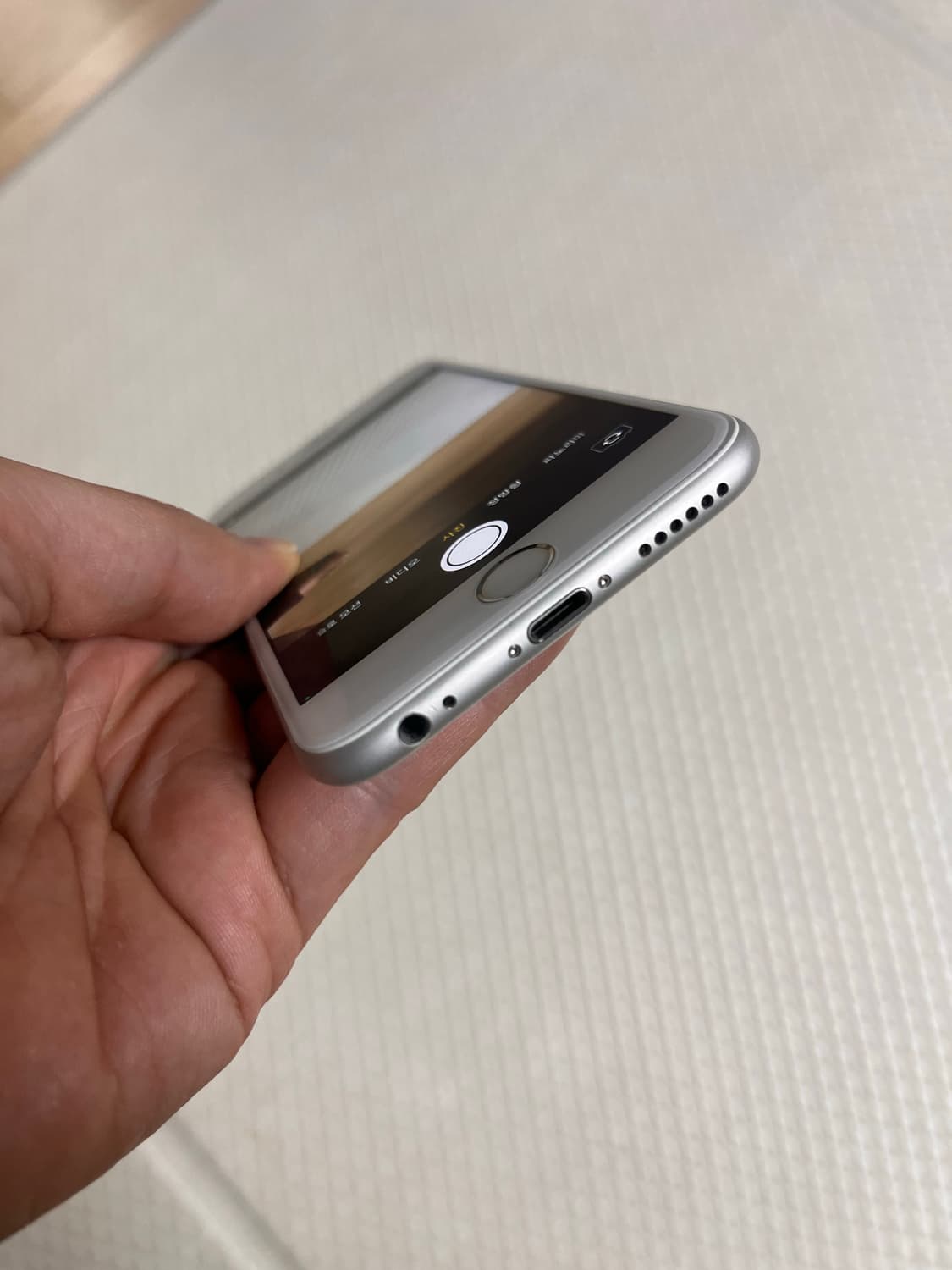 아이폰6s 실버 128GB 상태좋은 A급 상품이미지8