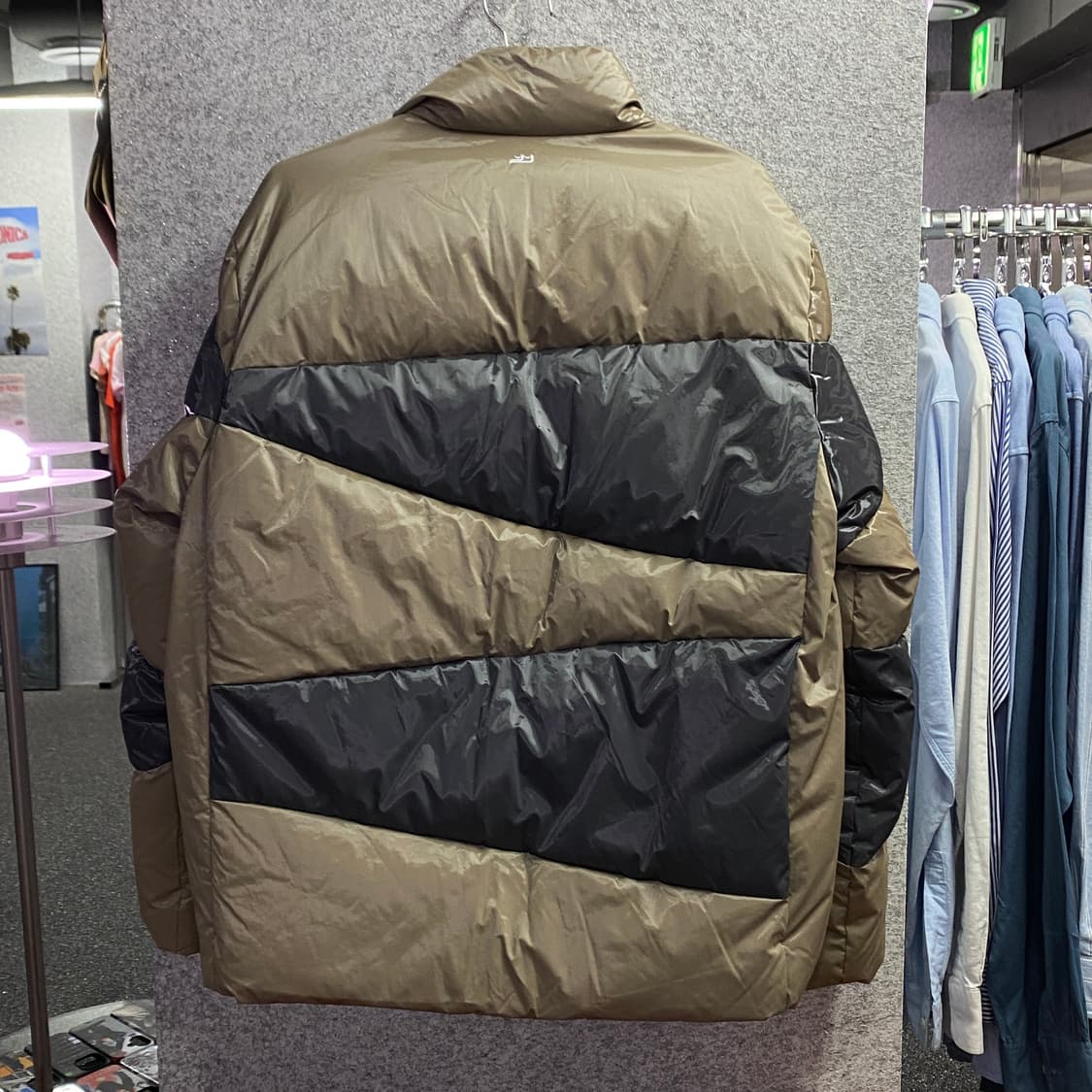 Yie Yie 배색 레더 다운 숏 패딩 B3108  상품이미지3