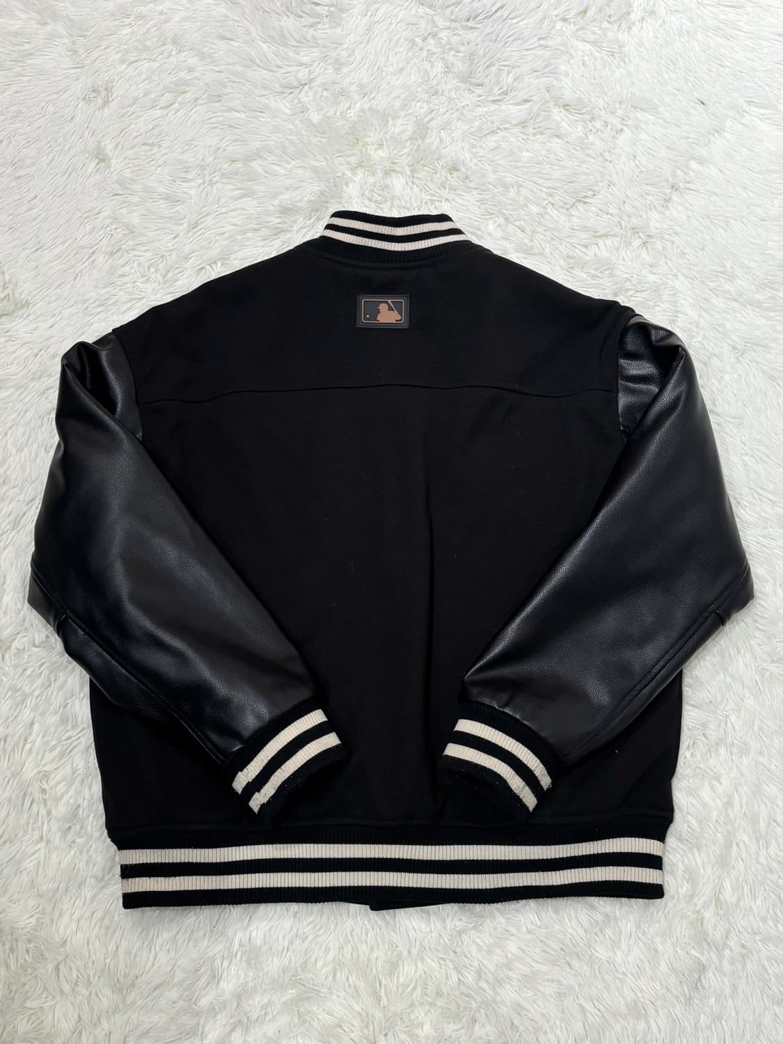 MLB 뉴욕양키스 레더 슬리브 바시티 자켓 상품이미지7