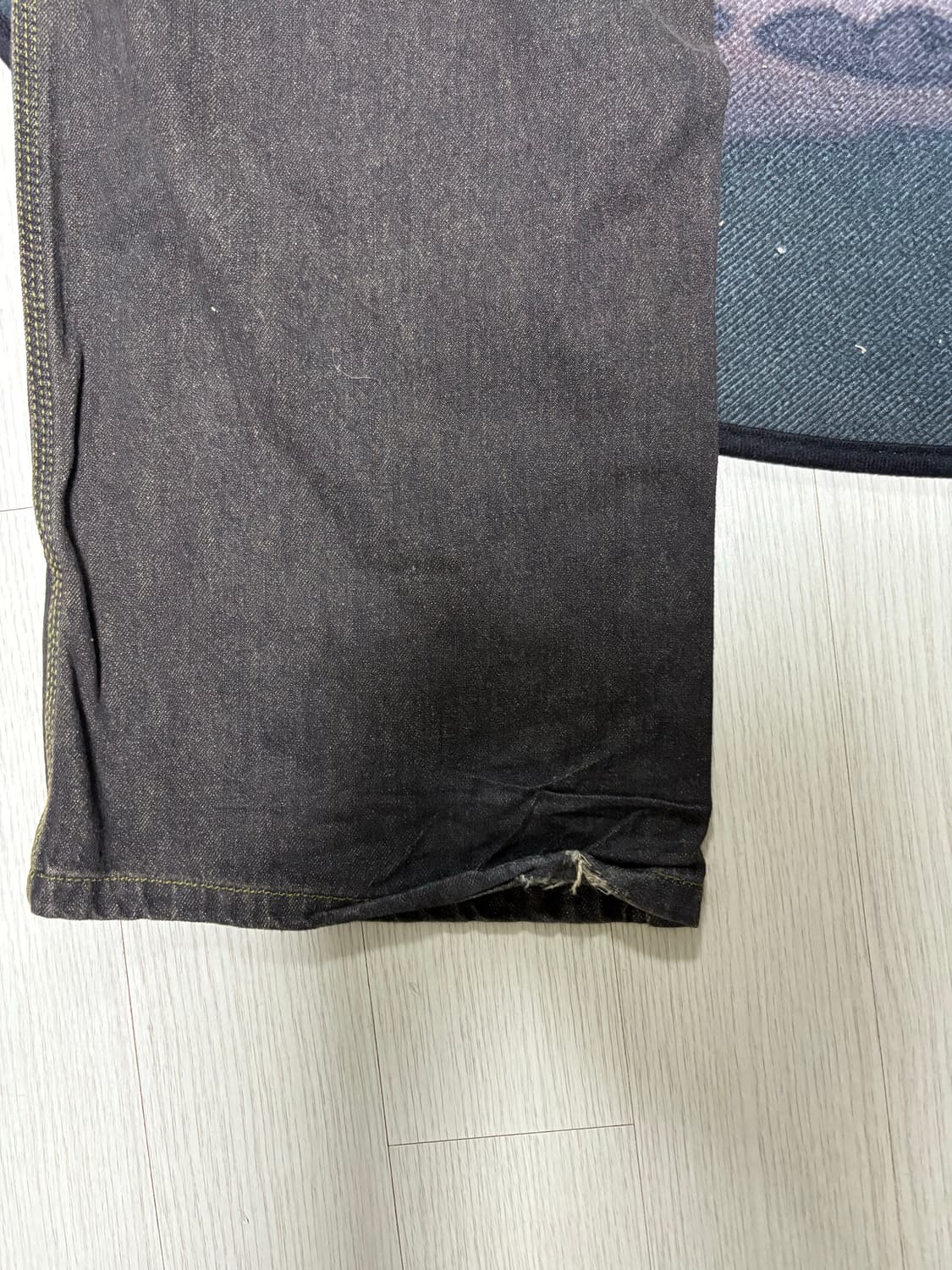 꼼파뇨 사선 절개 카펜터 팬츠 블랙브라운 상품이미지4