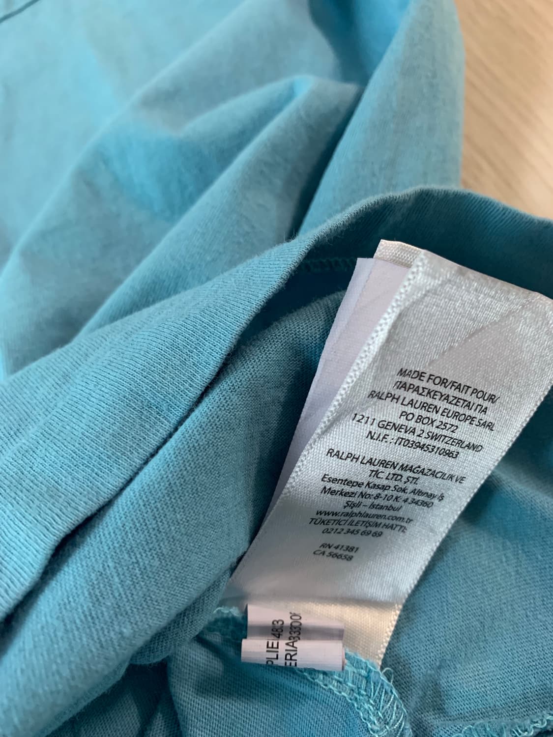 폴로 랄프로렌 클래식 핏 가먼트 다이 포켓 폴로 셔츠 상품이미지4