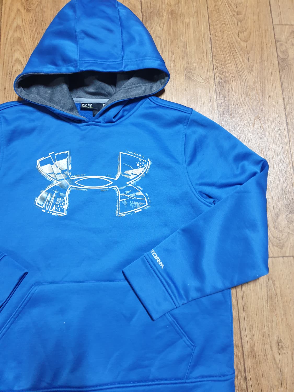 1232 언더아머 후드티 어린이 100 사이즈입니다 상품이미지3