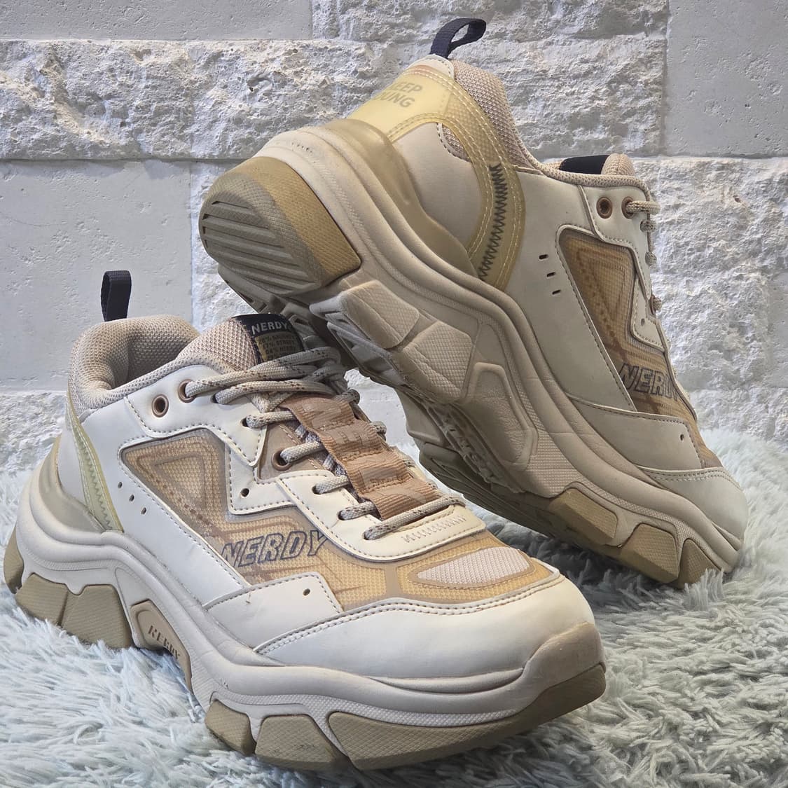 1a-23:너디 청키 러너 베이지 (270mm) 상품이미지4