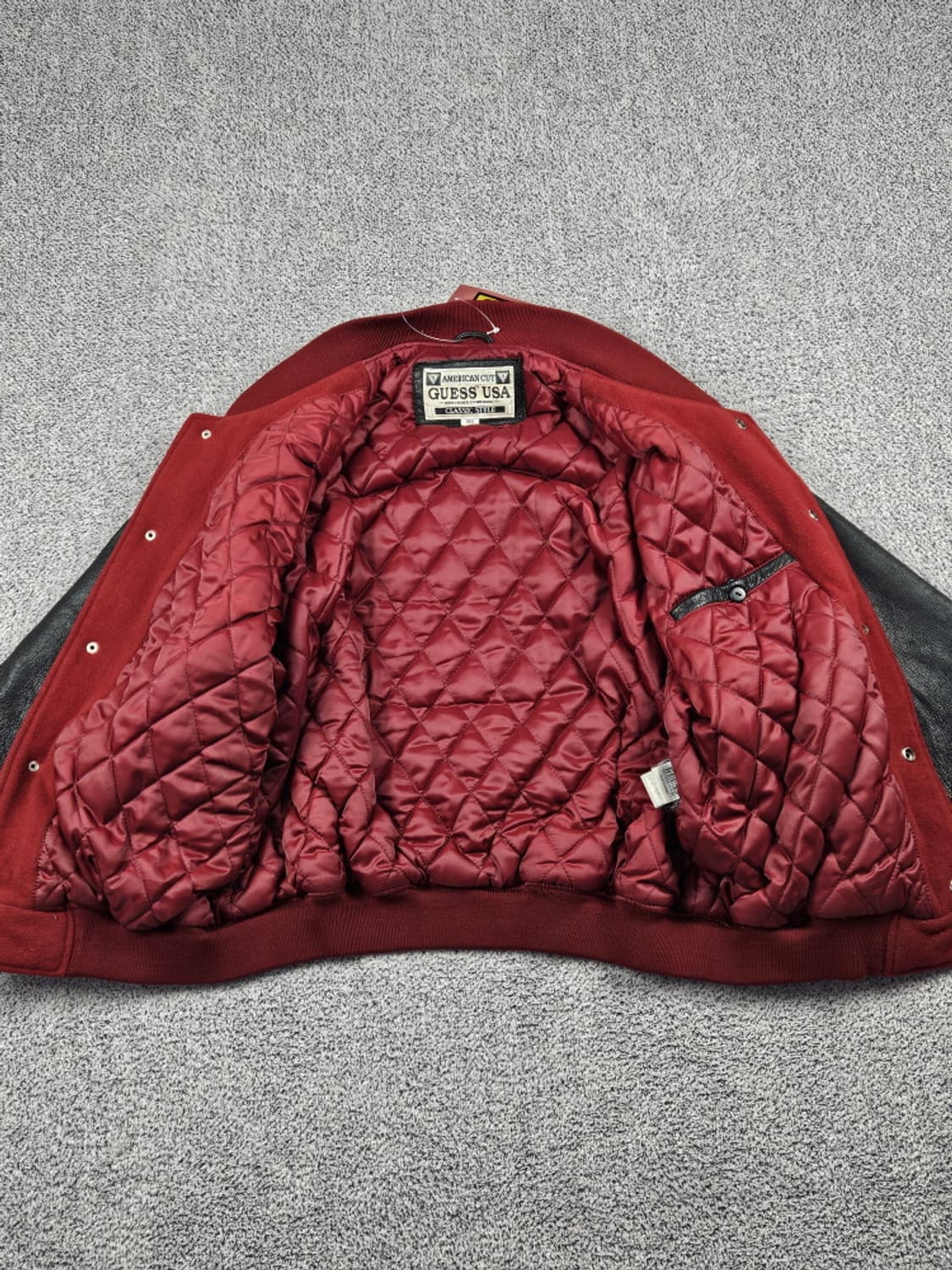 90's 게스 1955 투어링 배색 바시티 자켓 (100) / 10170 상품이미지10