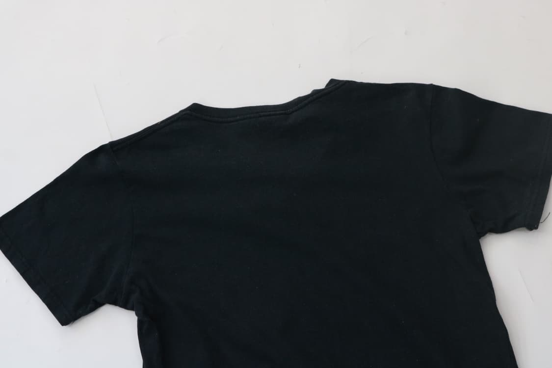 T-GRAPHICS 티그래픽스 블랙 빈티지 고딕 폰트 브이넥 반팔 티셔츠 상품이미지6