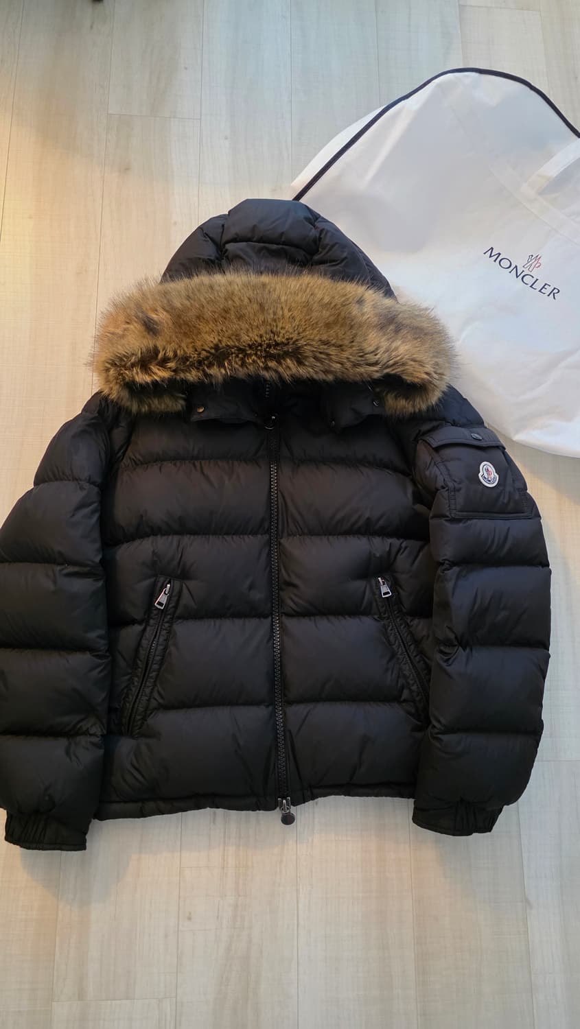 [백화점판,2]22fw 몽클레어 마르크 새상품급 상품이미지1