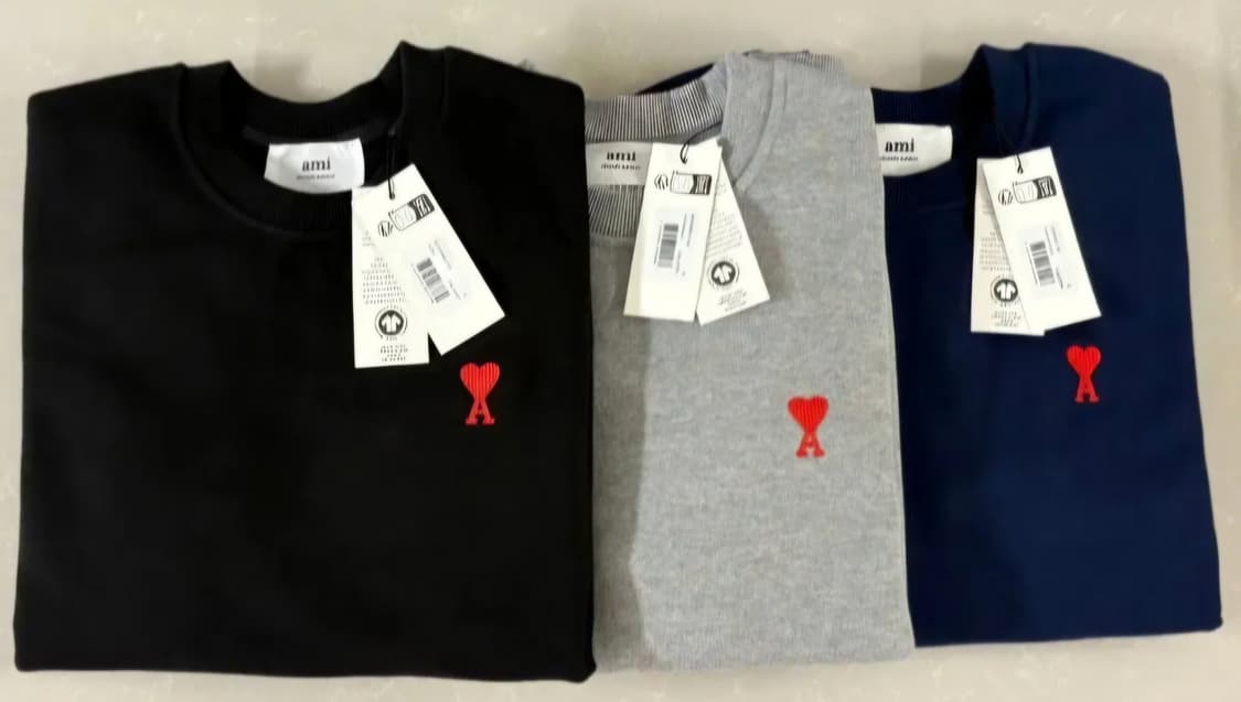 초특가 무료배송/제품) 아미 맨투맨 스몰로고 / 상품이미지1