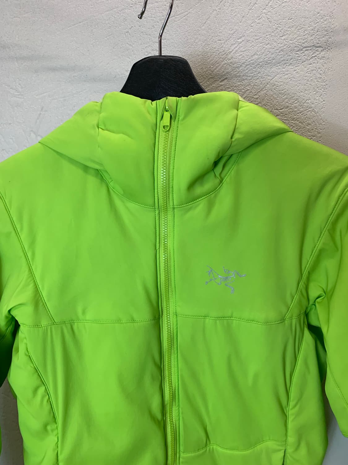 arcteryx 경량 다운자켓 상품이미지2