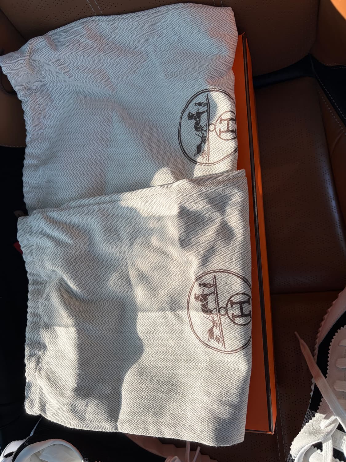 에르메스 바운싱 스니커즈 Noir Blanc / 42 / 새상품 풀구성 상품이미지6