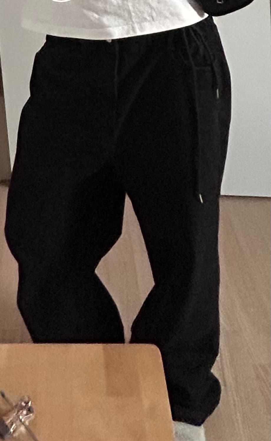 블랙 와이드 팬츠 아일렛 디테일 상품이미지1