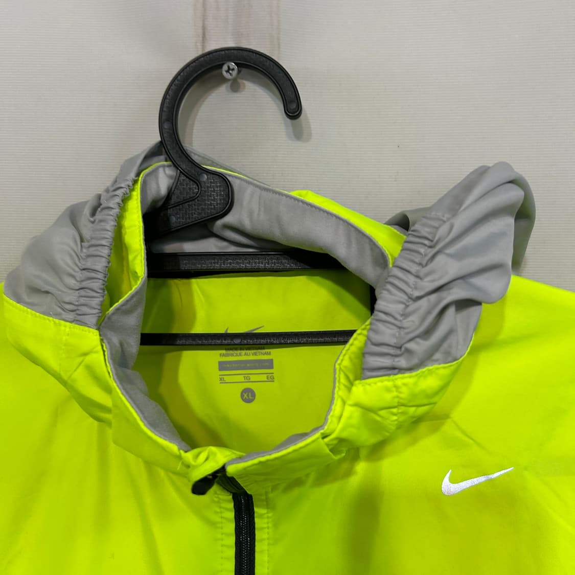 나이키 형광 바람막이 상품이미지2