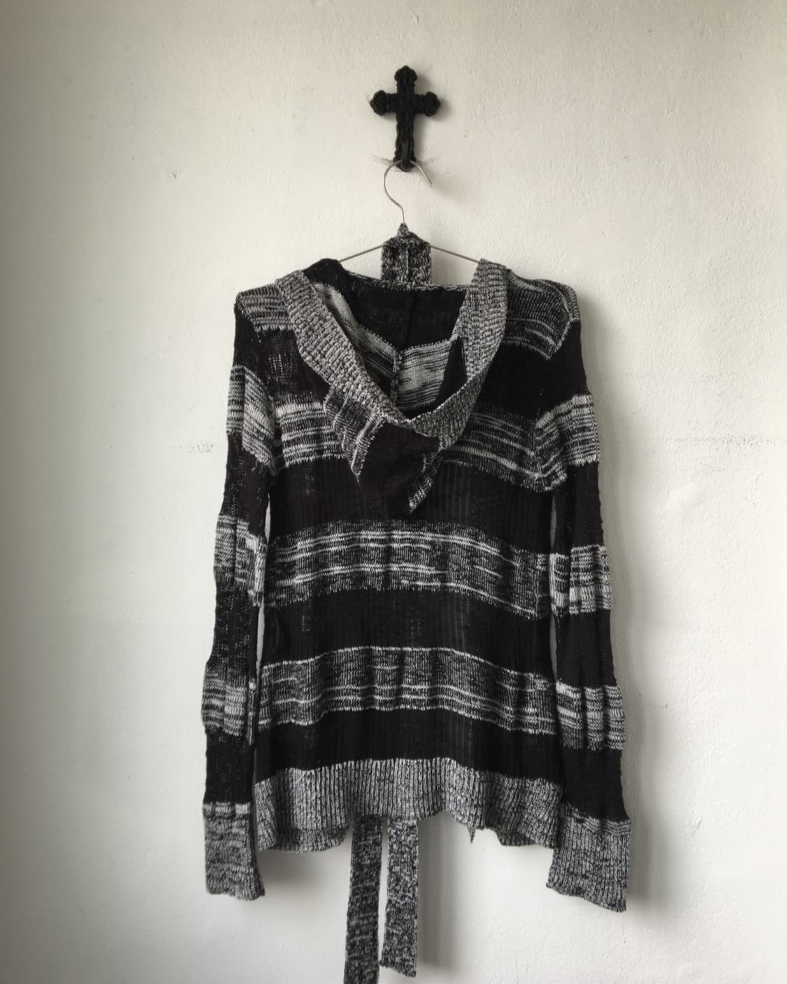 Tied stripe pattern hood cardigan 상품이미지3