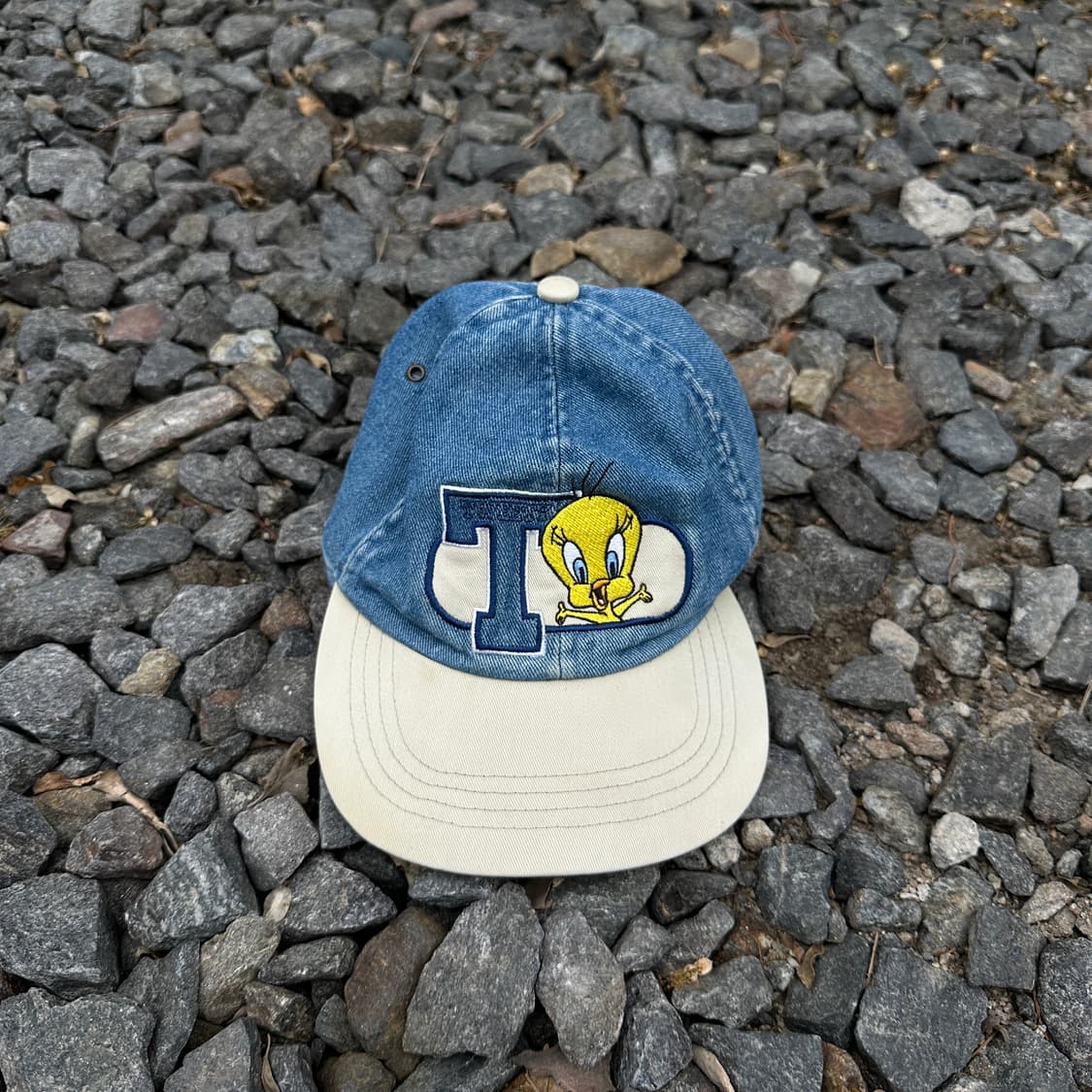 99 looney tunes tweety cap 상품이미지1
