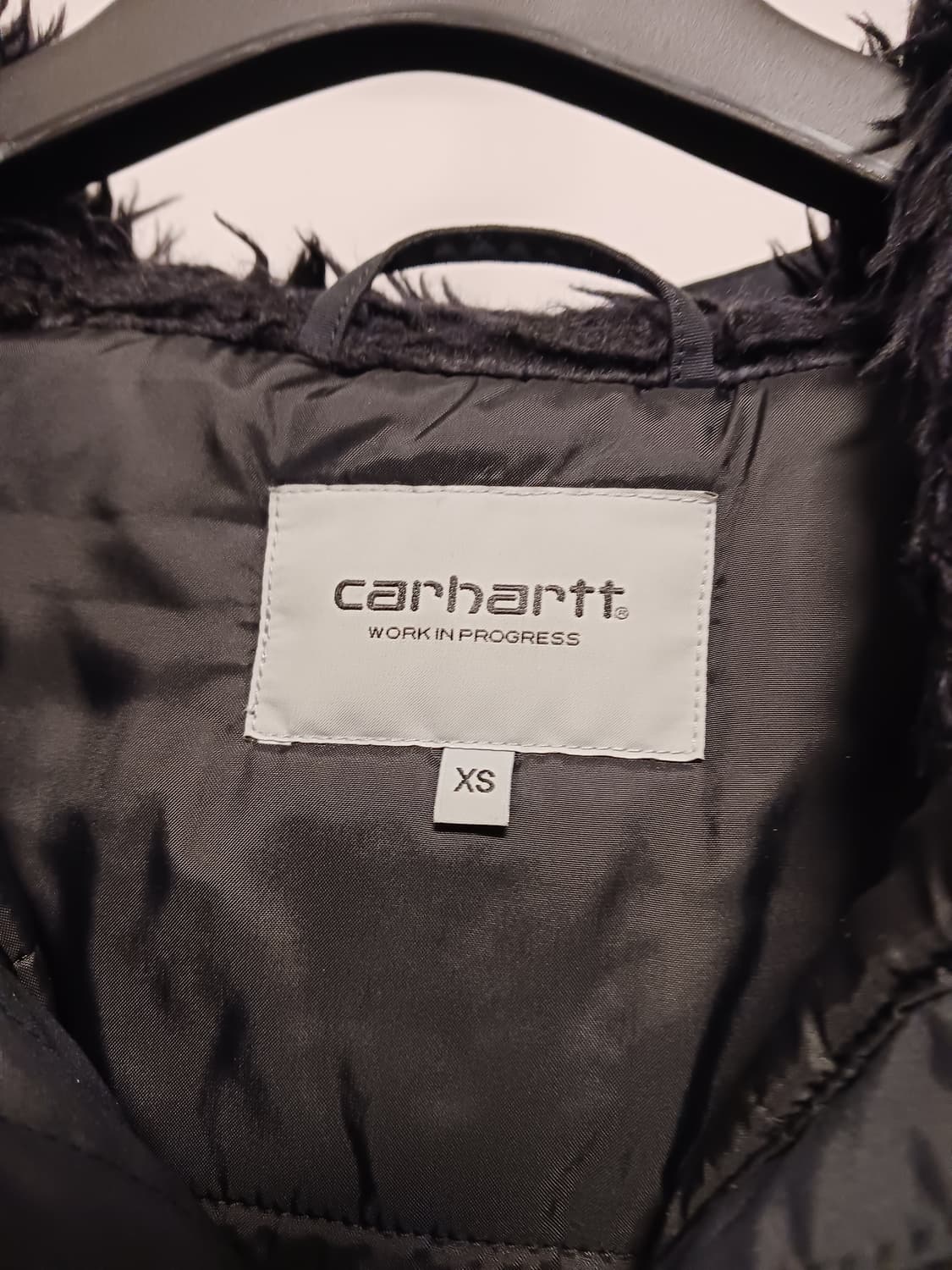 칼하트 앵거리지 패딩 상품이미지10