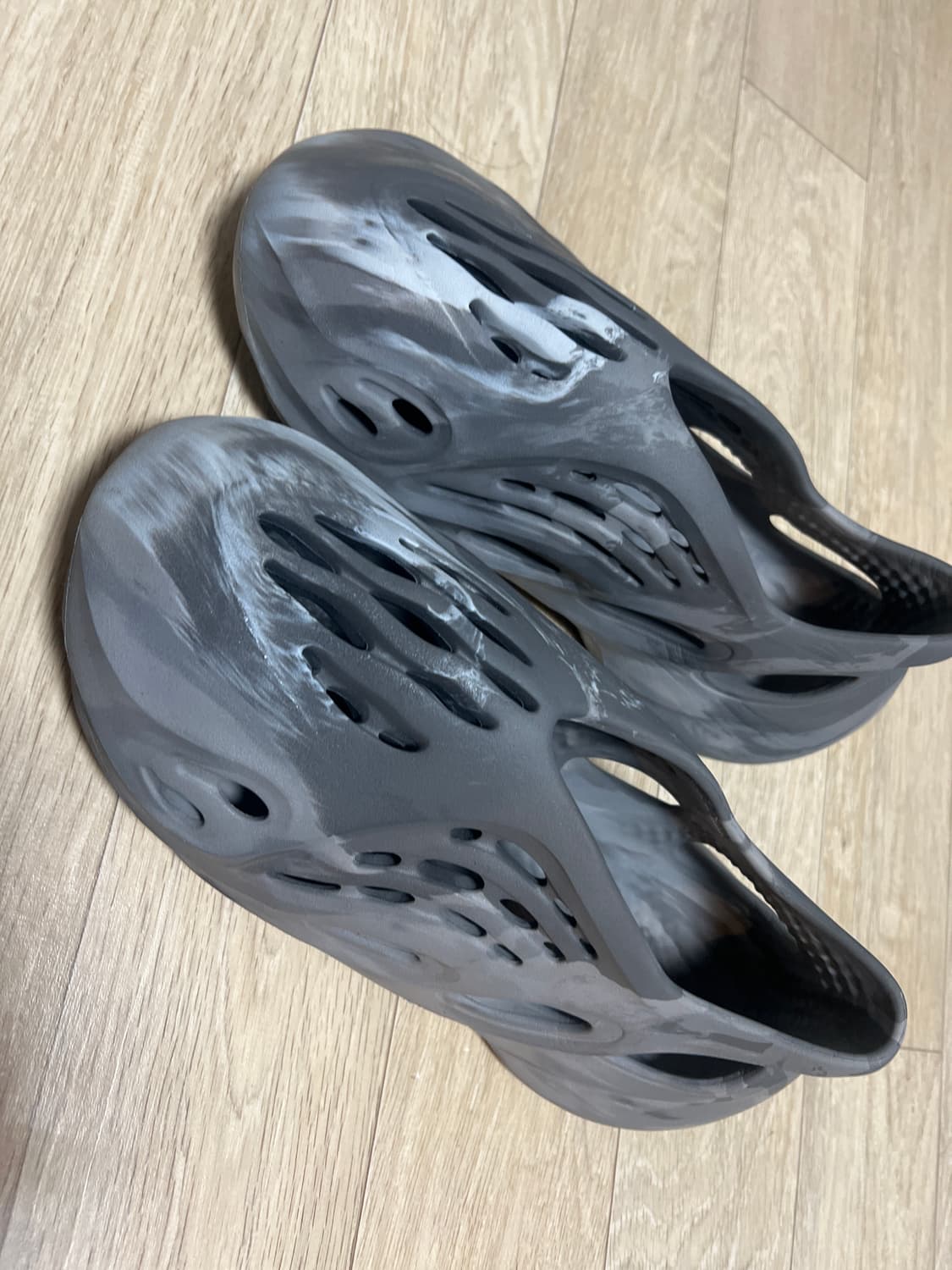 이지 폼러너 255 믹스 그래닛 상품이미지3