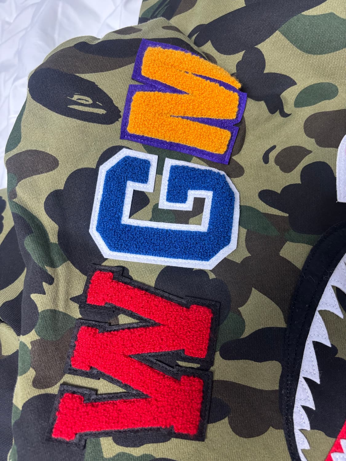 베이프 샤크후드 녹계 L 상품이미지2