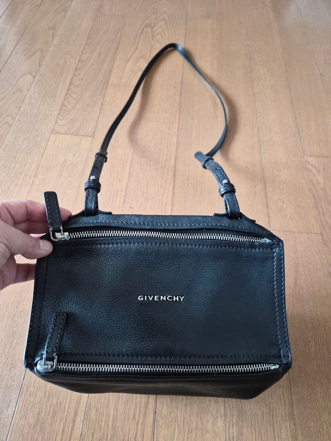 (정품) 지방시 판도라 크로스백 미니 (명품 여자 가방 숄더백) 상품이미지1