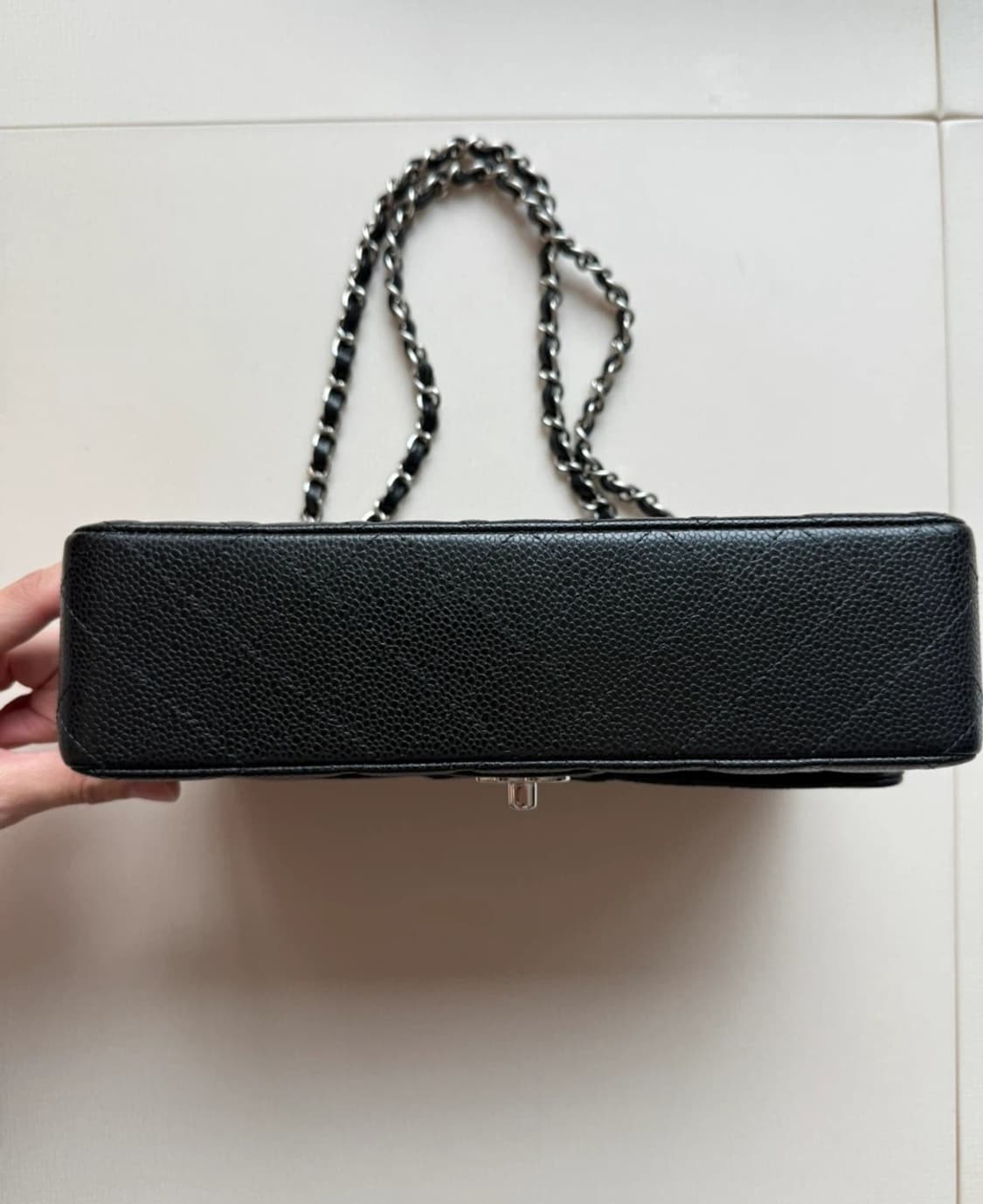 (정품)샤넬 클래식 미듐 캐비어  상품이미지8