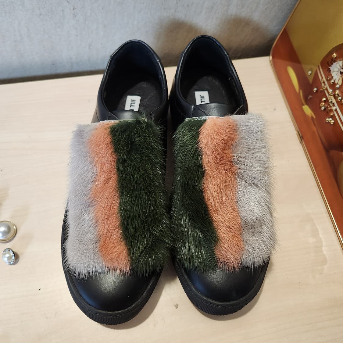 컬러퍼 스니커즈🦊 포인트 한 방 코디템 / 질바이질스튜어트 245 상품이미지5