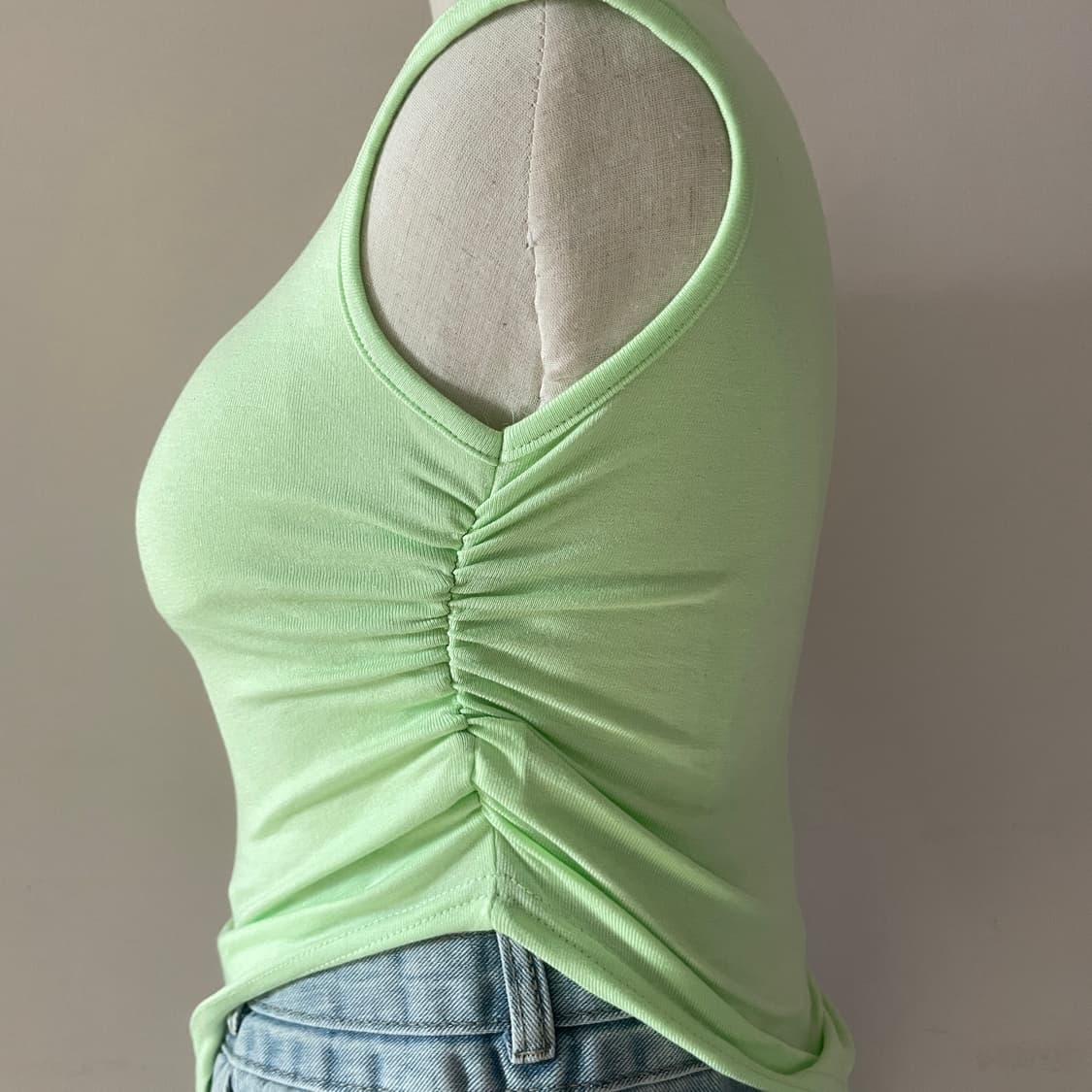 룩앳민 홀터넥 반팔 형광색 나시 캡내장 홀터넥 상품이미지6