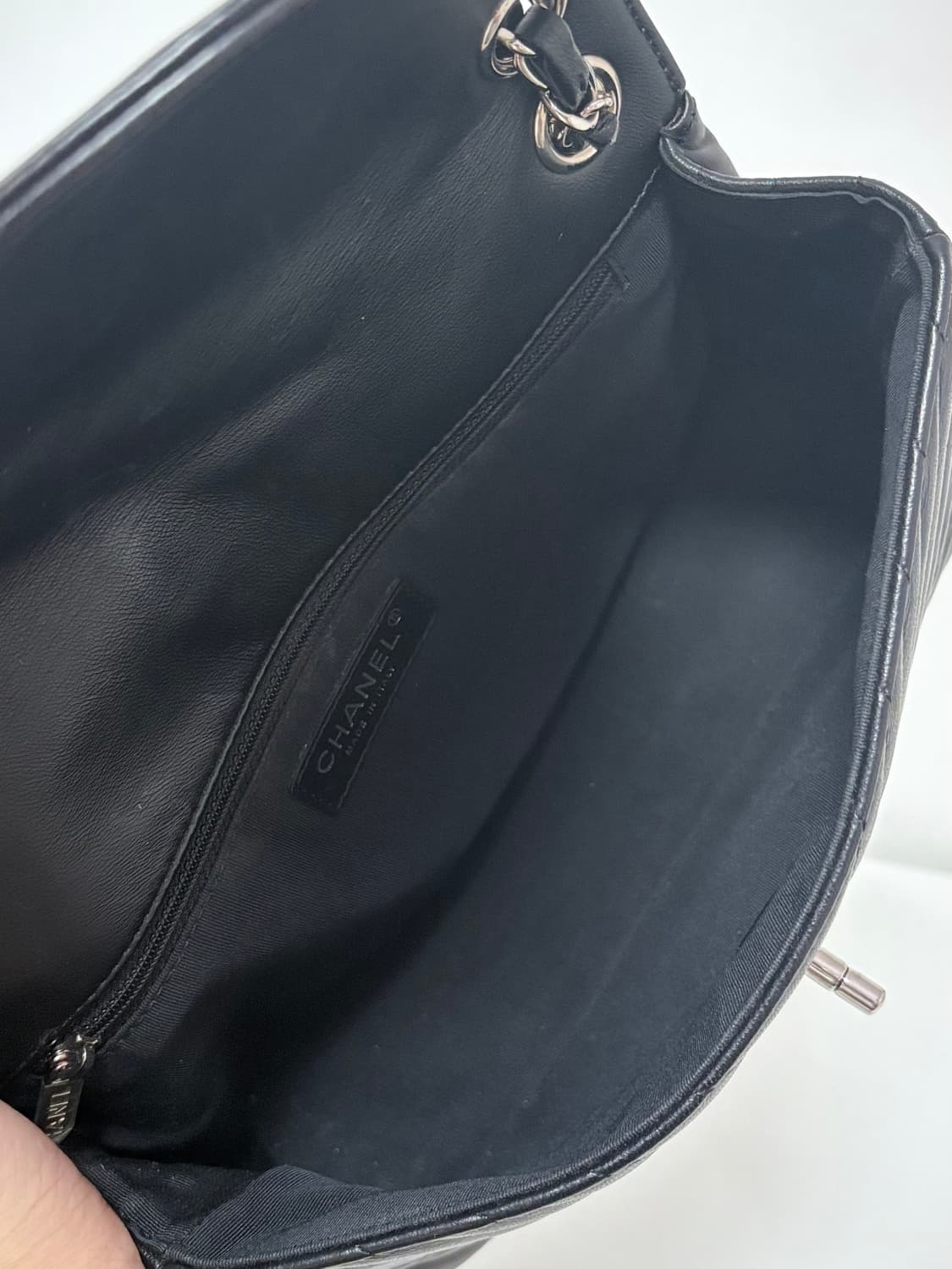 샤넬 쉐브론 클래식 시즌백 [26번대] 상품이미지9