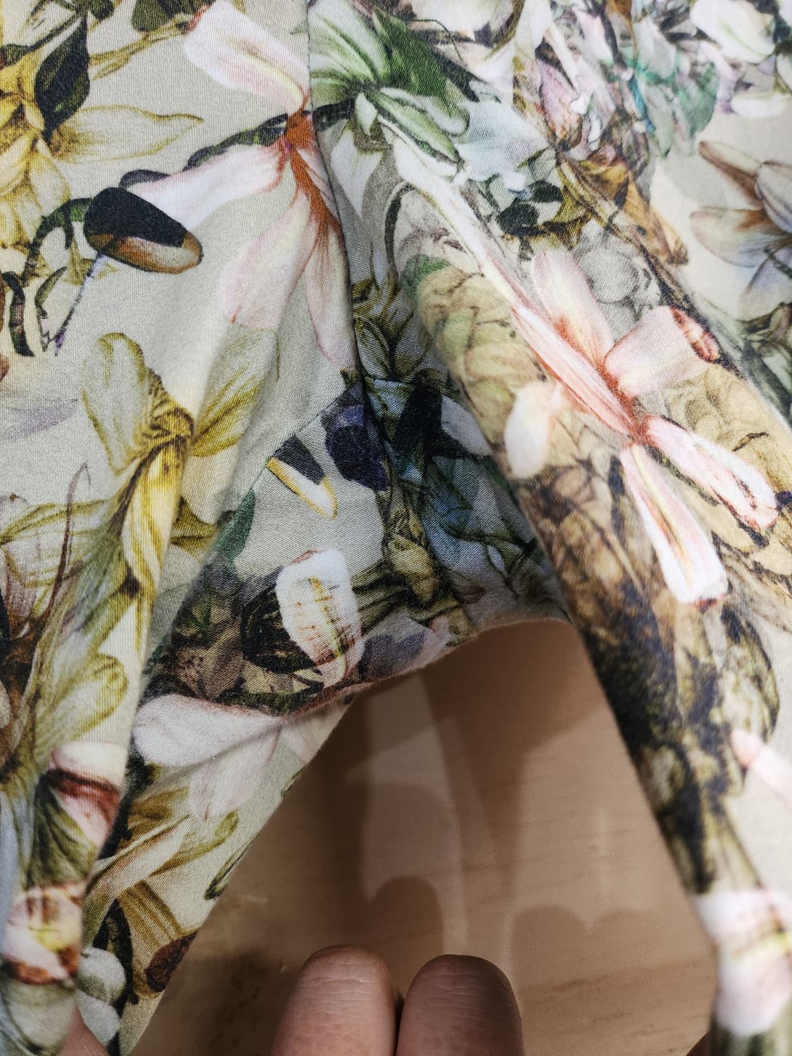 1025) 자라 ZARA 플라워프린트 바지 상품이미지4
