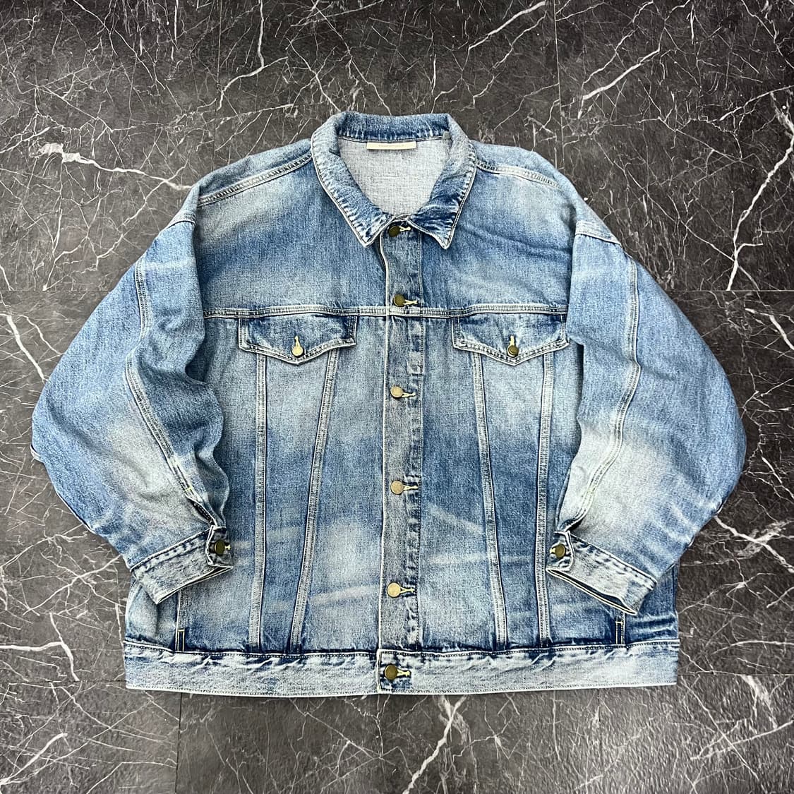 피어오브갓 에센셜 22FW 데님 트러커 자켓 상품이미지1