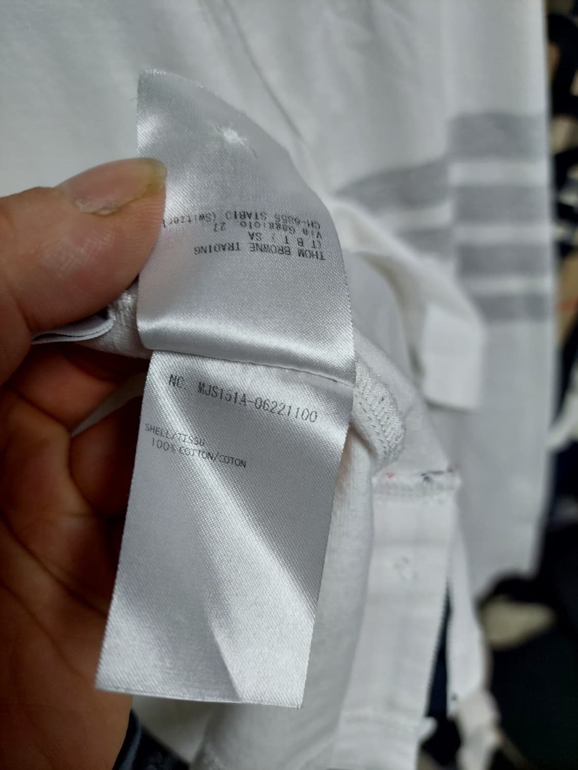 톰브라운 사선 완장 흰색 롱슬리브 정품검수완료 실측100 상품이미지9