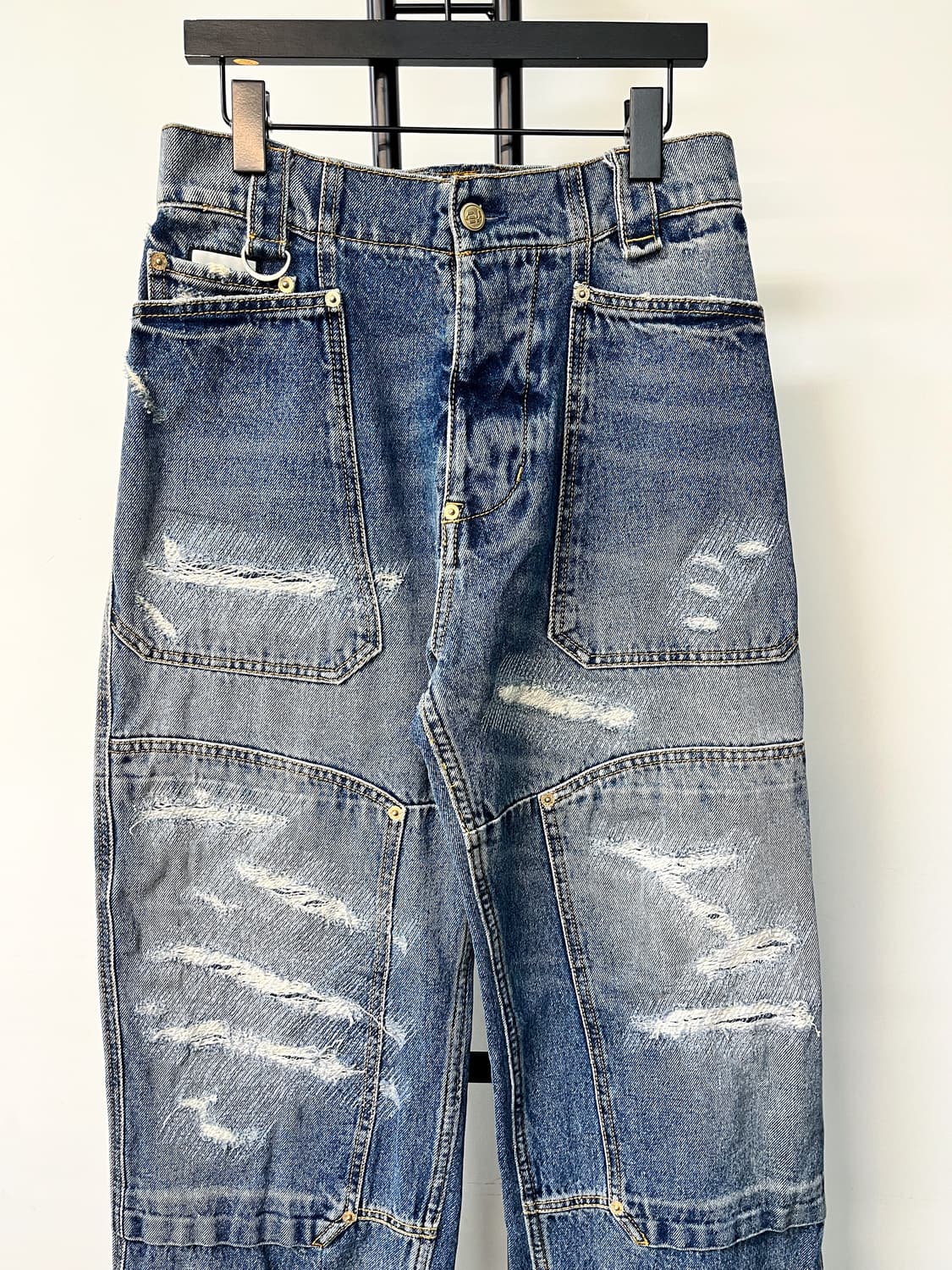 이티스 머큐리 디스트레스드 데님 팬츠 상품이미지3